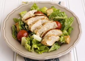 GRILLED CHICKEN CAESAR